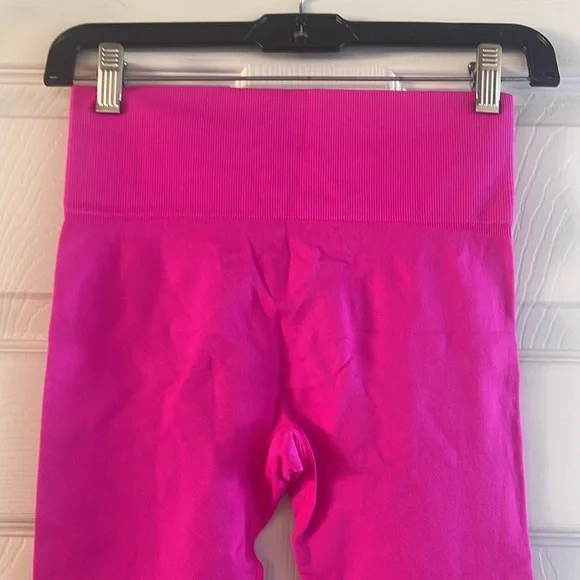 Hot pink stretch, rib pants - Picture 3 of 5